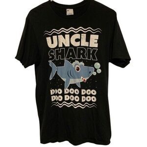 UNCLE SHARK SIZE MEDIUM T-SHIRT